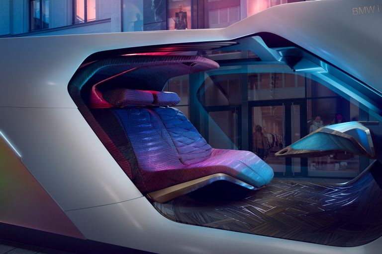 Designworks Interaction Ease - futuristic driver's cab
