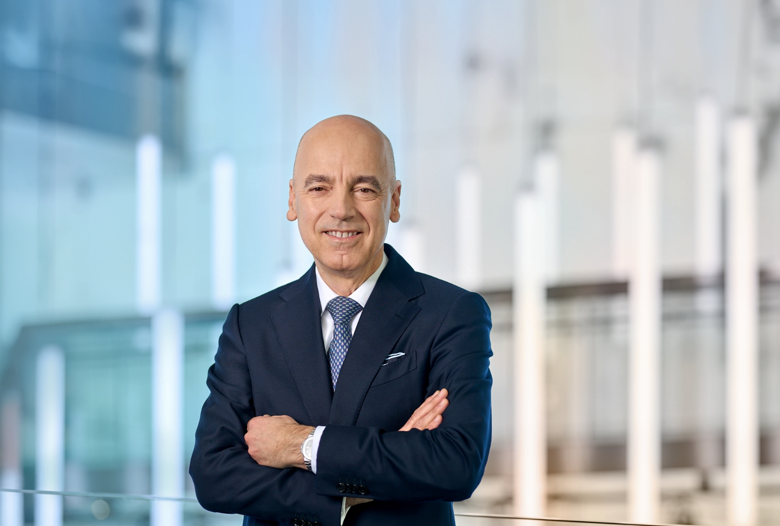 Portrait von Dr. Nicolas Peter, Aufsichtsratvorsitzender der BMW AG.