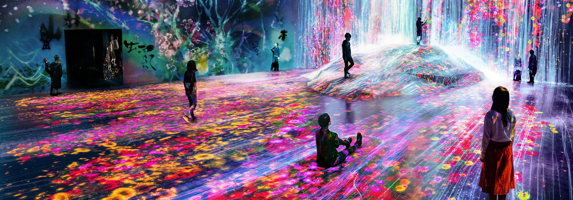 Bunte Kunst Installation bei BMW Crowd Innovation