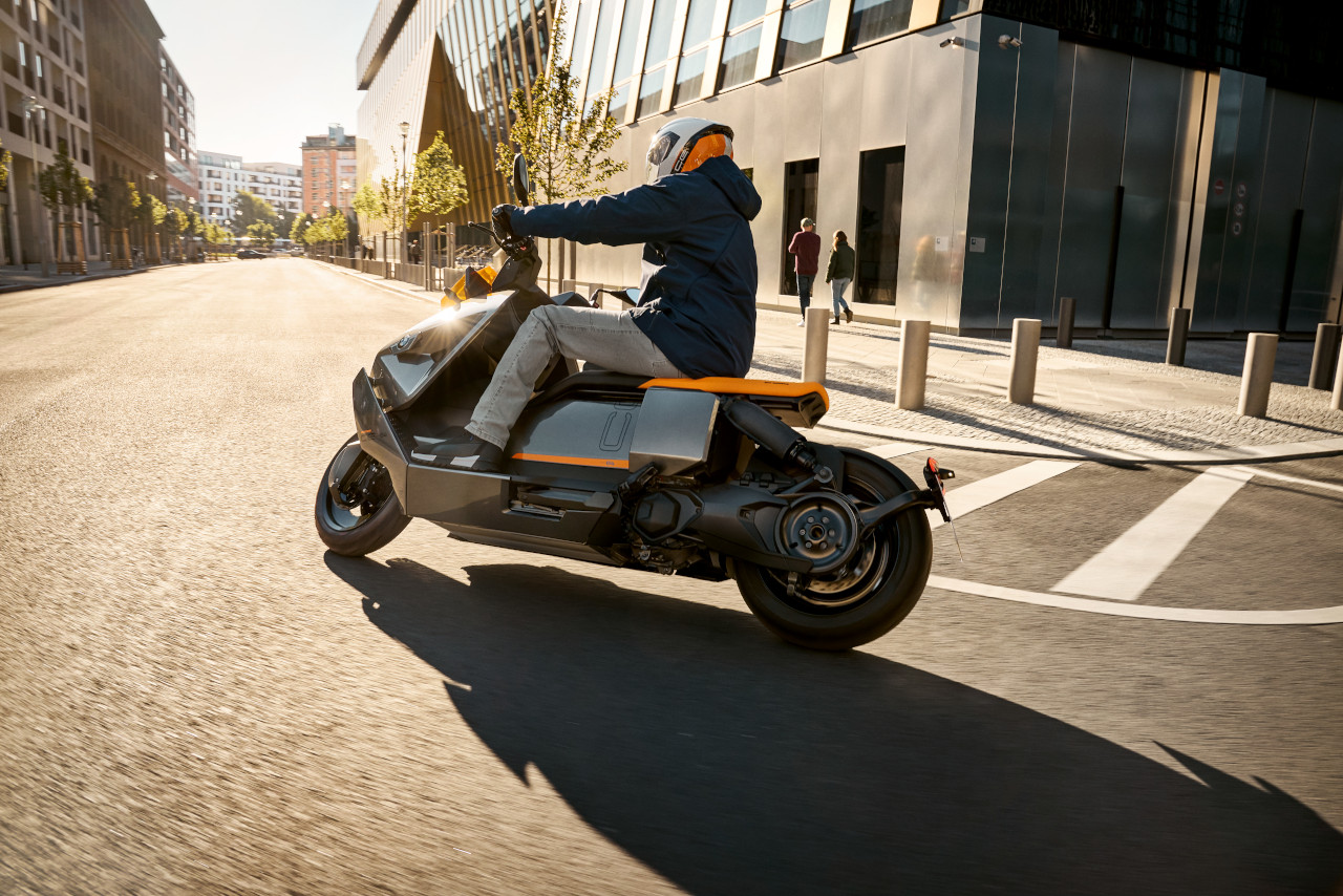BMW Motorrad CE 04