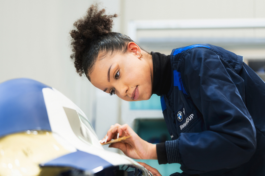 BMW Group employee performing her work