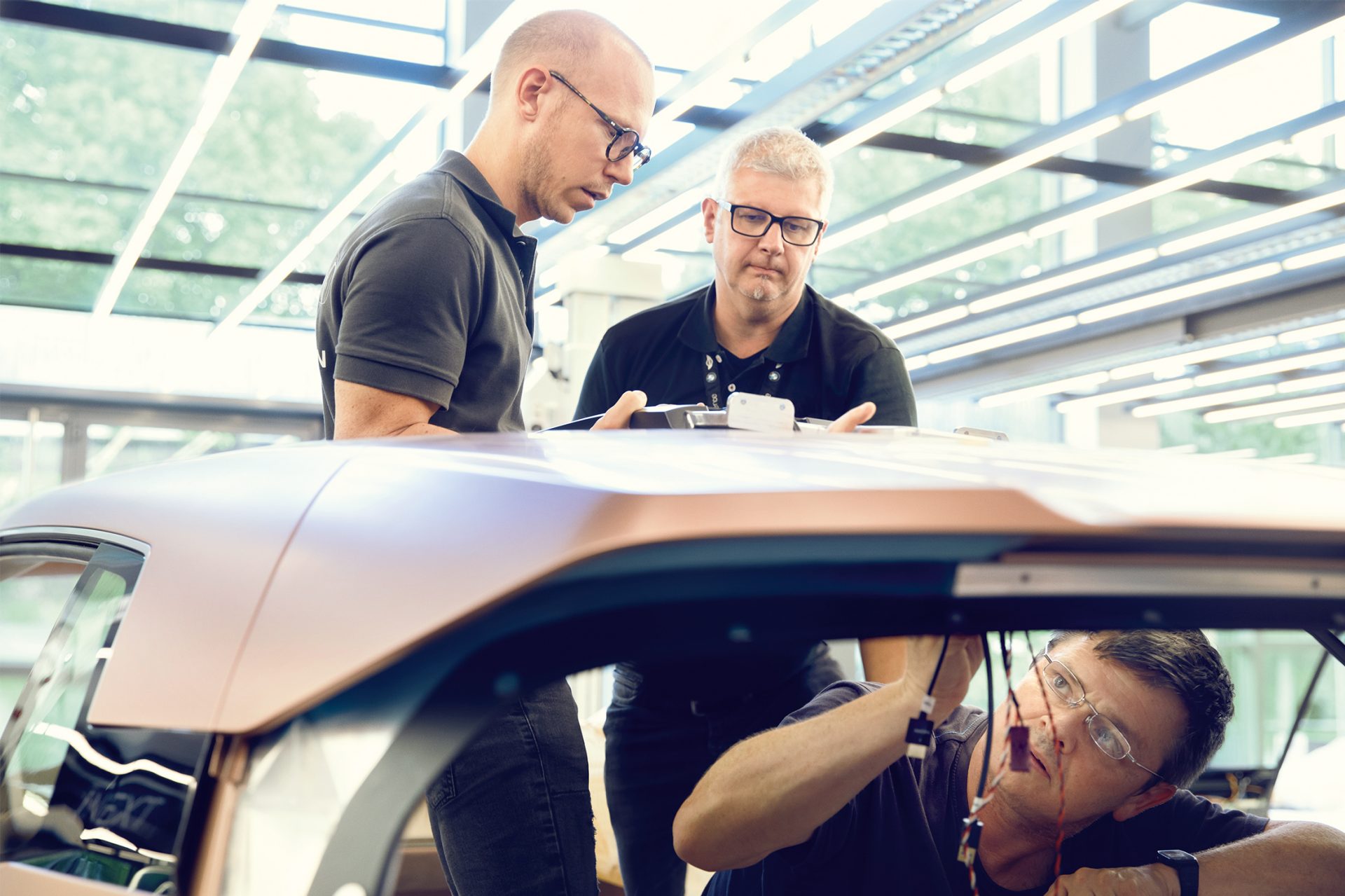 Working on the model of the BMW Vision i Next