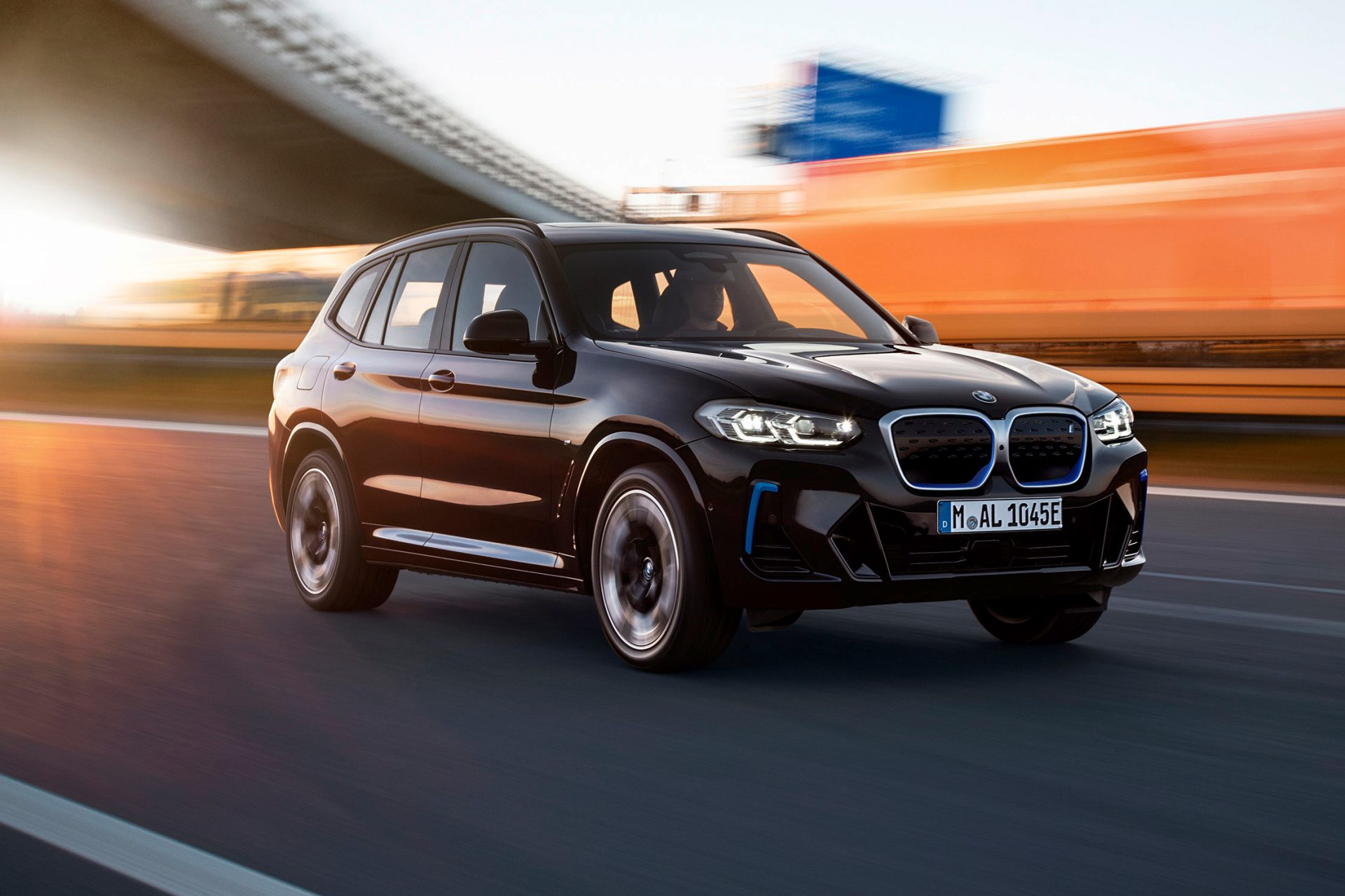 BMW iX3