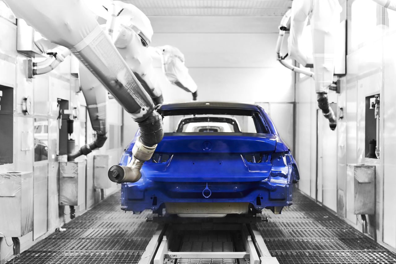 A BMW 3 Series body in the paint shop