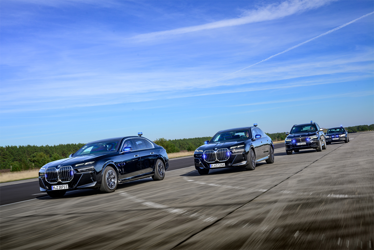 Family photo: the BMW Protection Vehicle range.