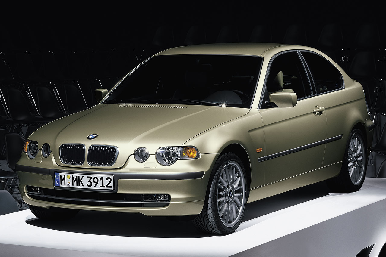 A BMW E46 Compact showing its striking front and left side.