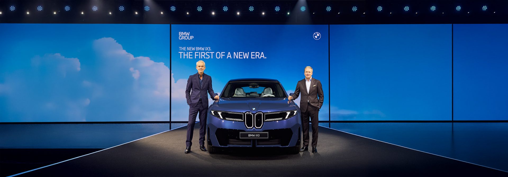 World debut of the BMW iX3. Oliver Zipse, Chairman of the Board of Management of BMW AG (right) and Adrian van Hooydonk, Head of BMW Group Design (left)
