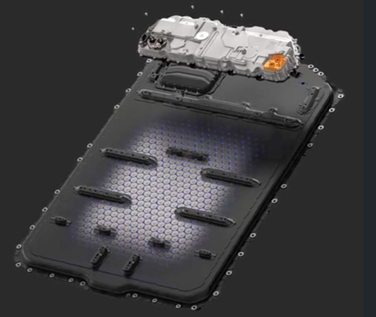 3D animation shows the high-voltage battery in the upcoming fully electric BMW M models. As the unit rotates, the cover lifts off to reveal the honeycomb pattern of the battery cells in the vehicle floor, which light up.