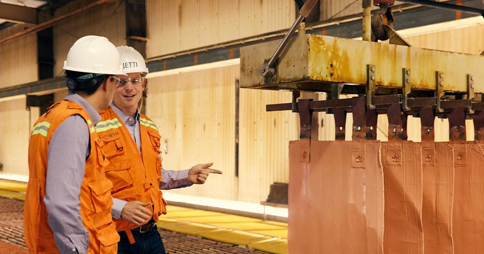 BMW Group invests in novel process for copper extraction